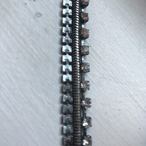 Vintage look choker necklace